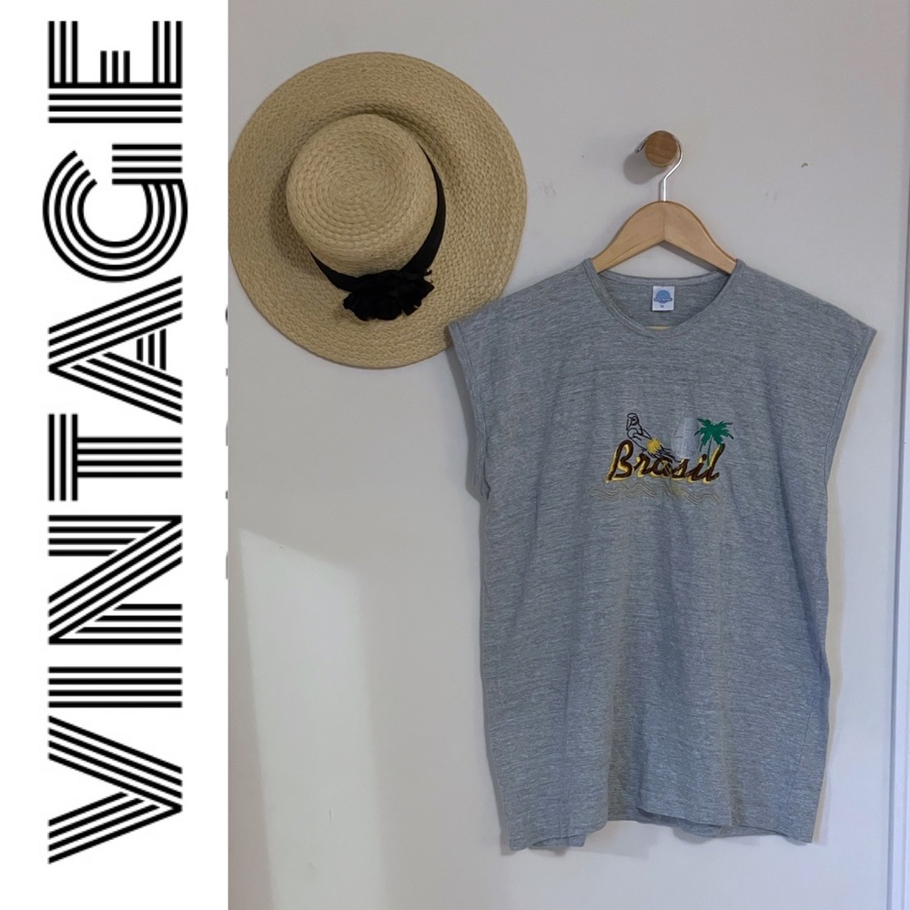 Vintage Brazil heather grey tourist tee with embroidery on front in 100% cotton